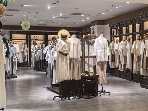 夏季款漢服迎來熱銷 解鎖混搭防曬新穿法